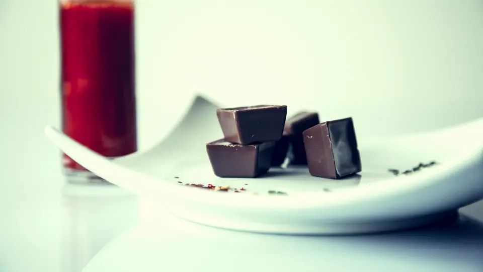 Pure chocoladetruffels met een vleugje chilipeper